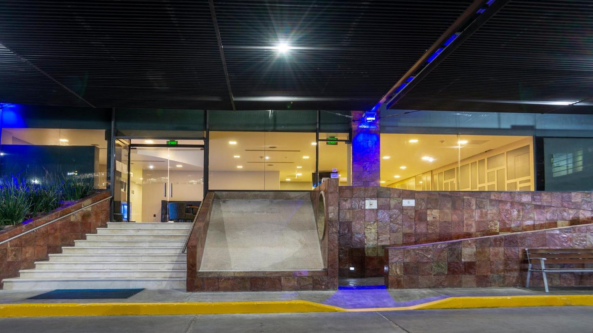 Holiday Inn Express Mexico Santa Fe, an IHG Hotel Exterior foto